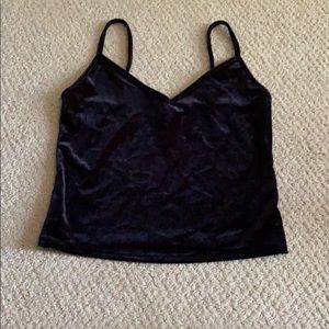 Super cute velvet top!